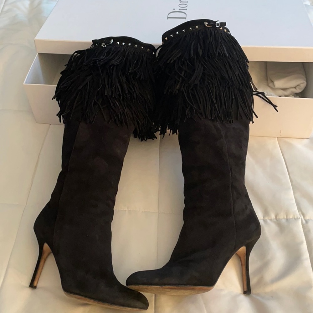 Black Dior boots